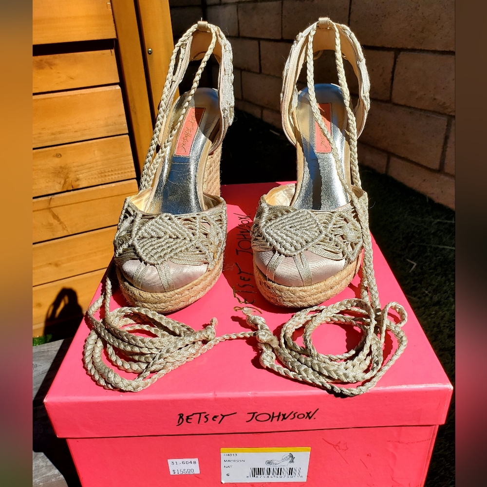 Vintage Betsey Johnson Beige Braided Espadrille Wedge Sandals with Ankle Wraps